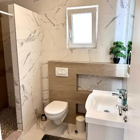 Madonna Ii 3* 杜布罗夫尼克